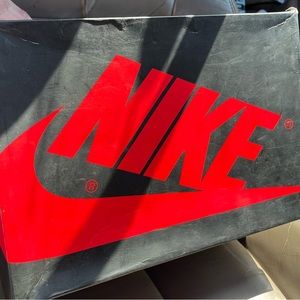 Meet your Posher, Cornelius